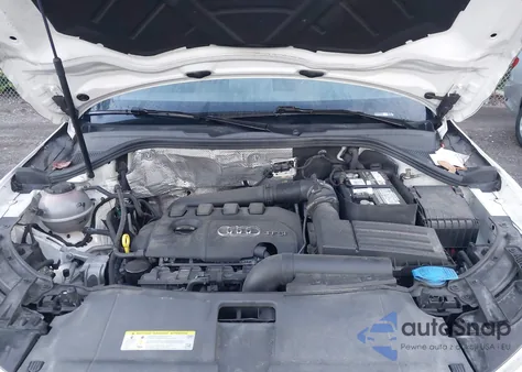 2018 Audi Q3 2.0T Premium/2.0T Sport Premium z USA, uszkodzony, nr VIN WA1BCCFS7JR007593